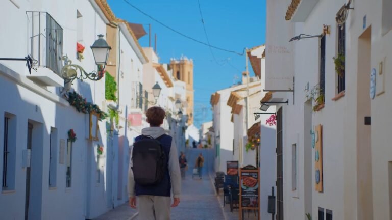 www.chollotravel.es Explorando ALTEA, ¡la joya escondida de España! 😍🇪🇸 #altea #España